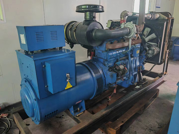 沧县100kW柴油发电机组使用多级机油有哪些优缺点？