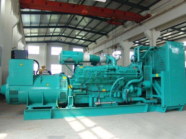 沧县影响800KW发电机组油耗的因素有哪些？